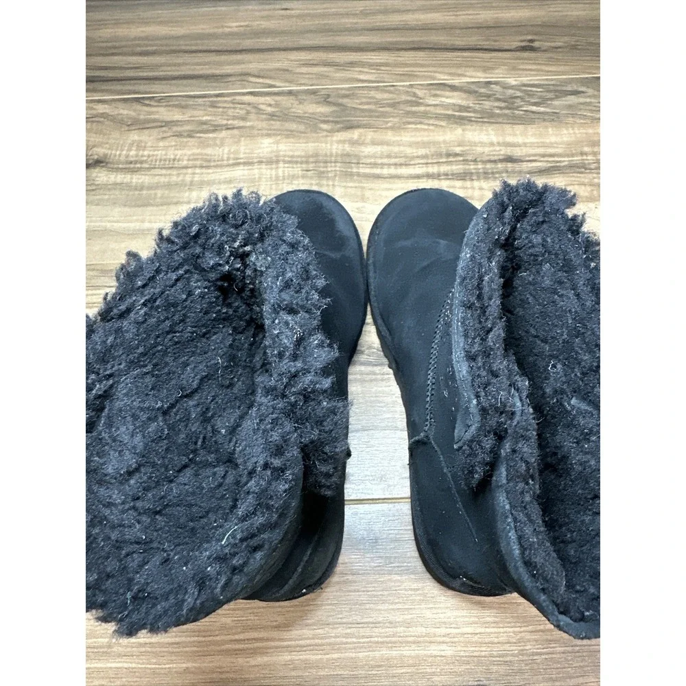 Women's UGG Boots Size 8 Black Gems‎ Pull On